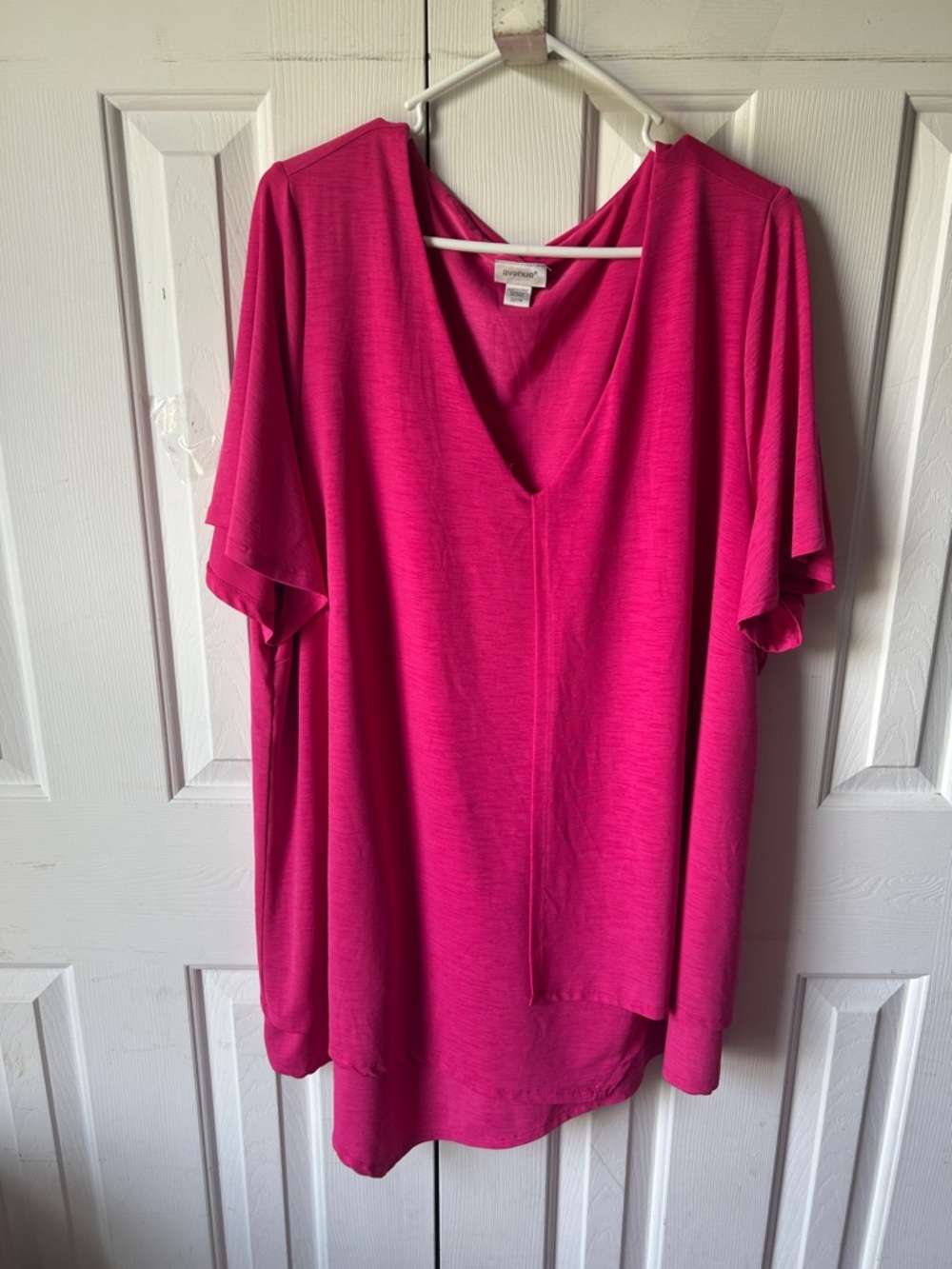 Avenue V-Neck Short Sleeve Top - Hot Pink